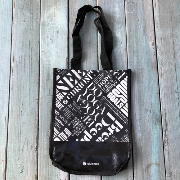 Lululemon Reusable Small Tote Bag Set of Two - Picture 4 of 7